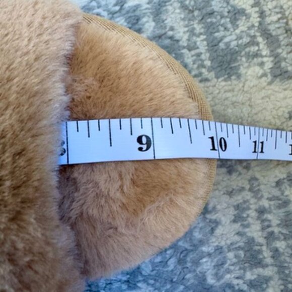 Muk Luks Kirstey Tan Fuzzy Platform Slippers NWOT - Picture 11 of 11
